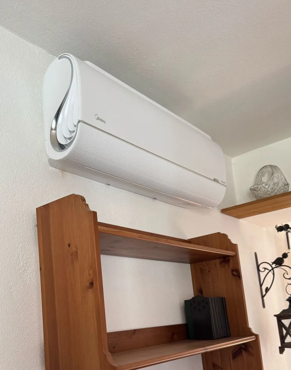Nástěnná klimatizace Midea Breezeless+