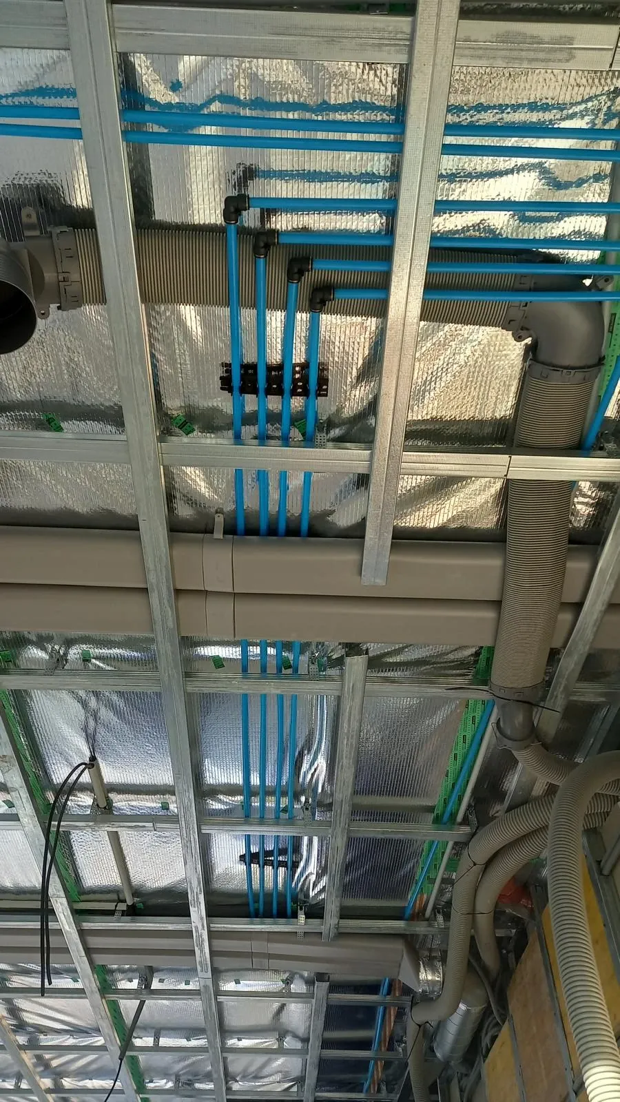 Rozvody kaskády tepelných čerpadel, projekt Brein